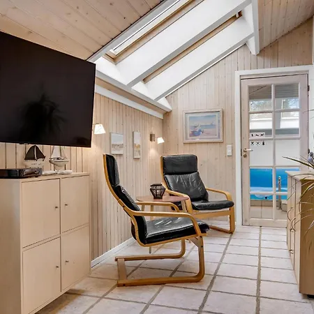 Lovely In With Kitchen Dronningmolle