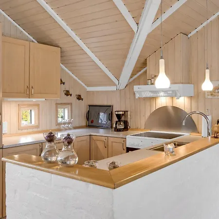 Lovely In With Kitchen